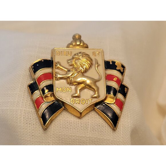Vintage WWII Bundles For Britain Inc. Pin Brooch British War Relief - Picture 1 of 6